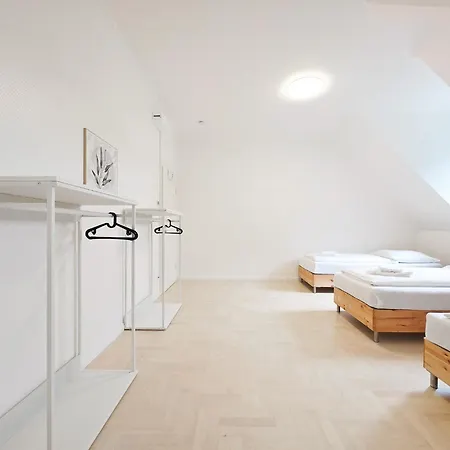 Appartement Grosszuegige Villa Mit 3 Apartments Und Garten Heinsberg (North Rhine-Westphalia)